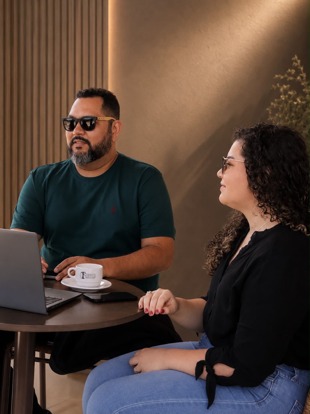 Sócios da Inspire em reunião no escritório